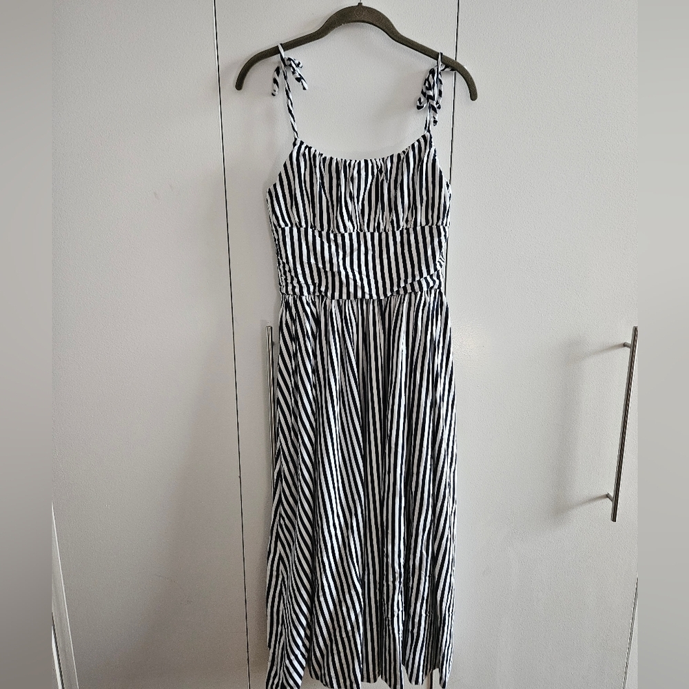 M.D.S Stripes Charlotte Cami Midi Nautical Navy and White Striped Dress Size 4-6